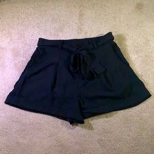 Haute Monde black shorts